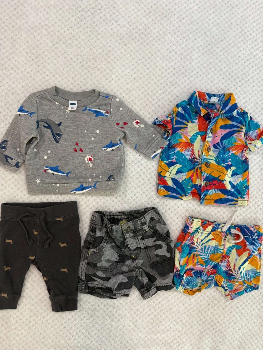 Old Navy bundle 0-3 M Gray Shark Sweatshirt and Tropical Button-Up Set